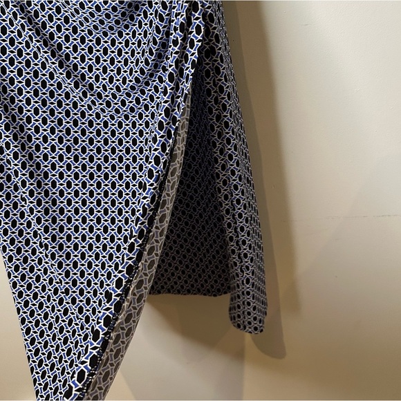 Lauren Ralph Lauren geometric v neck dress - Picture 4 of 14